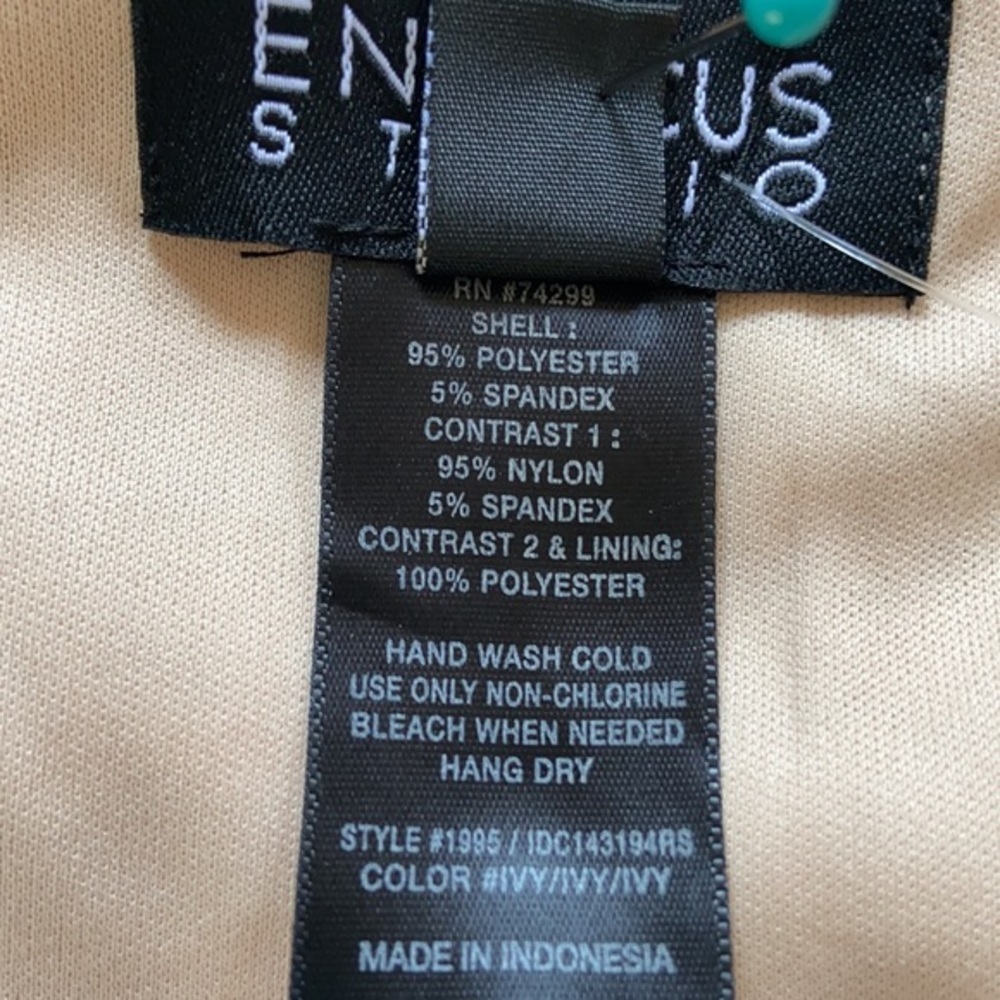NWT Enfocus Studio Lace Bandage Dress - Picture 10 of 10